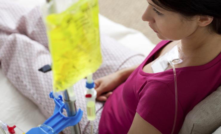 Woman undergoing chemotherapy. Image by Image Point Fr via Shutterstock
